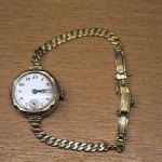 128 4263 Damarmbandsur